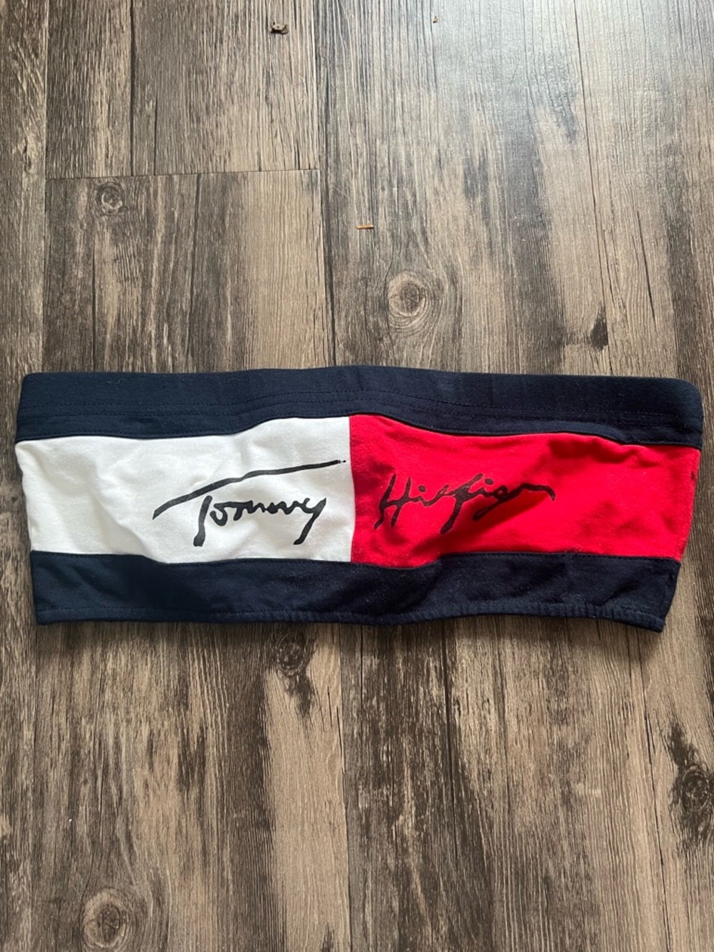 Vintage/90’s/Y2K Tommy Hilfiger Bandeau Top with Script Logo